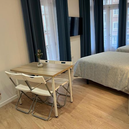 Room Plaza Espana Madrid Extérieur photo
