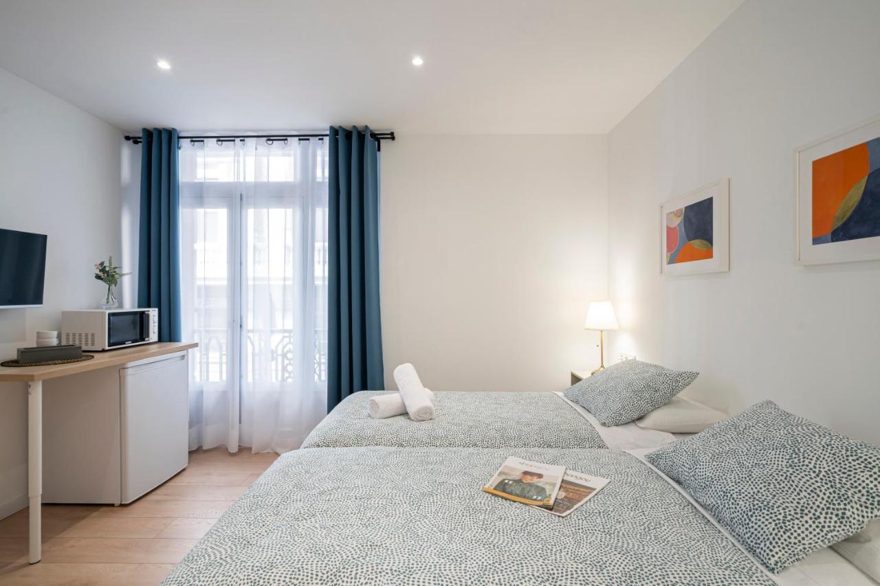 Room Plaza Espana Madrid Extérieur photo